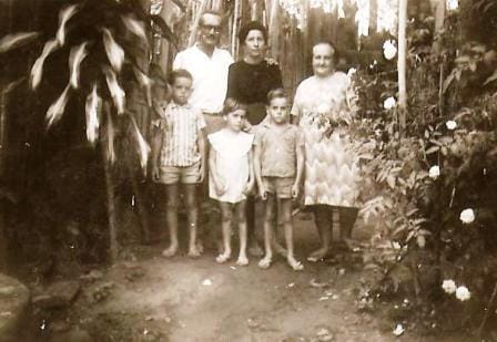 Adonai Almeida Vilaronga e sua família 